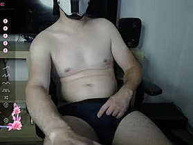 white_huskey Cam