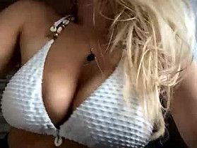 vicky1hot Cam