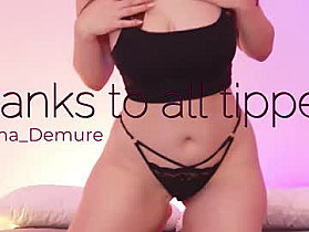 mona_demure Cam