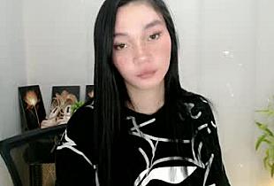 yourekyutienasthy Cam