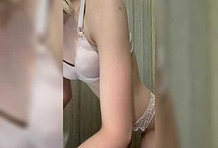 LizzuCrown Cam