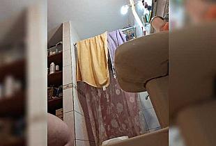 Leoncarpita Cam