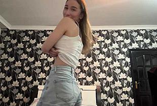 PricillaScrape Cam