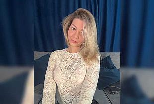JuliaCute Cam