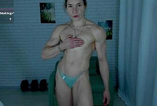 Lisa-Ray Cam