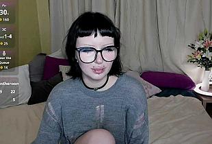 alice-chained Cam