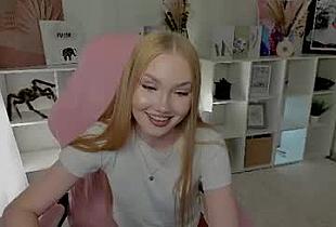 milly_kittyyy Cam