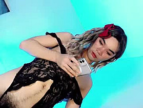 lovingmonaru969 Cam