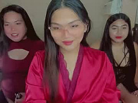 hotasian_mama Cam
