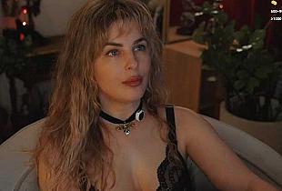 -Queen-Maria- Cam