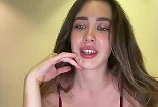 sexyyyhotlillit Cam