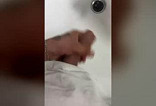 bigwhitecock658379 Cam