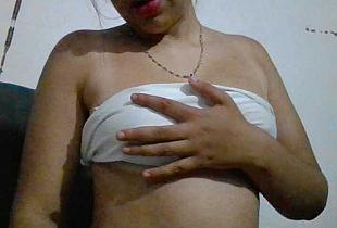 ElaSaradah Cam